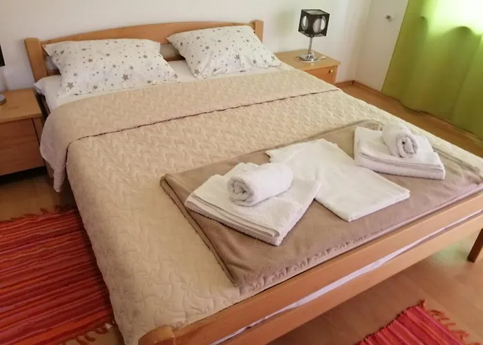 Stela Et Luna Daire *