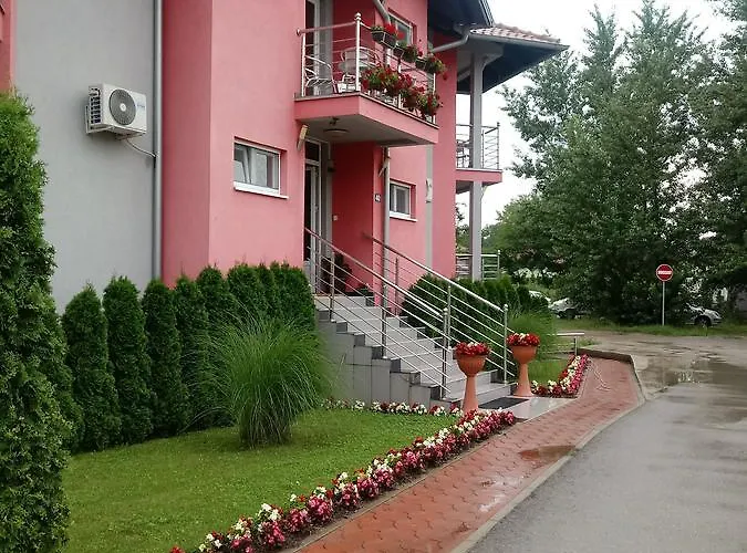 Stela Et Luna Daire *